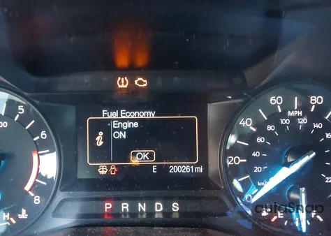 2016 Ford Explorer z USA, uszkodzony, nr VIN 1FM5K7B83GGB50130